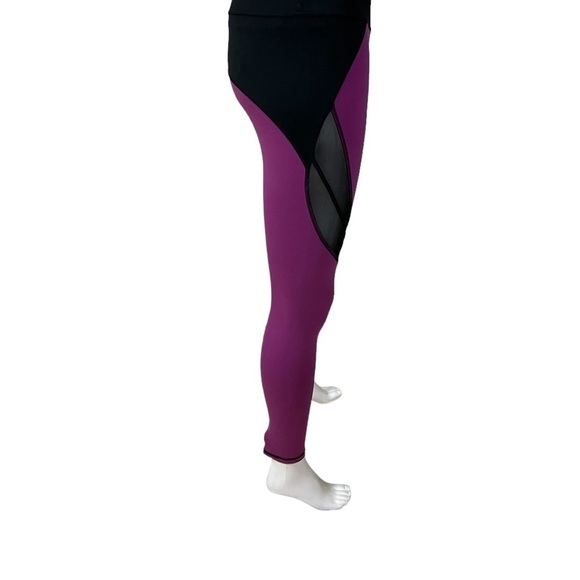 Purple Black Mesh Yoga Run Gym Leggings
New - Picture 5 of 7